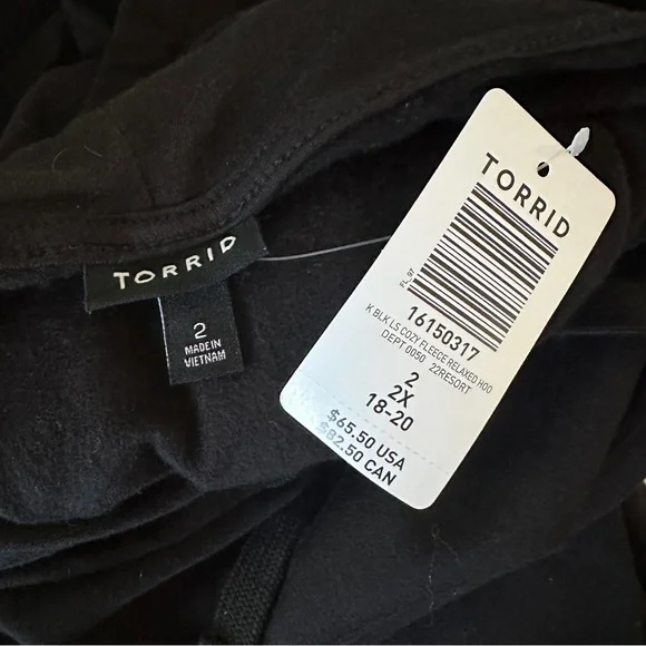 Relaxed Ultra Soft Fleece Drop Shoulder Hoodie Loose Bottom Torrid 2 Black - Picture 6 of 8